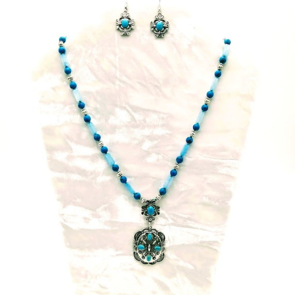 *AQUA QUARTZ*TURQUOISE*NECKLACE SET* SOUTHWEST/BOHEMIAN*HAND CRAFTED